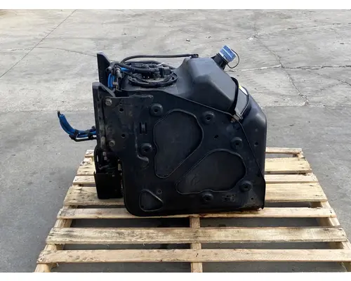 FREIGHTLINER Cascadia 126 DPF (Diesel Particulate Filter)