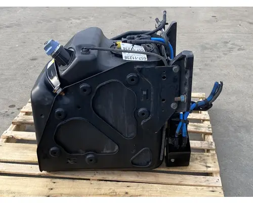 FREIGHTLINER Cascadia 126 DPF (Diesel Particulate Filter)