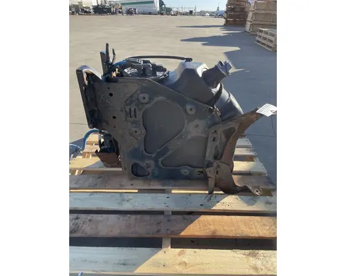 FREIGHTLINER Cascadia 126 DPF (Diesel Particulate Filter)