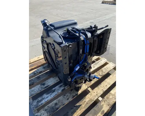 FREIGHTLINER Cascadia 126 DPF (Diesel Particulate Filter)