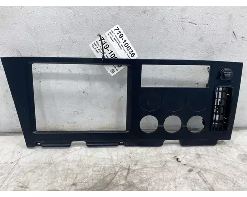 FREIGHTLINER Cascadia 126 Dash & Parts