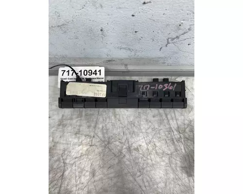 FREIGHTLINER Cascadia 126 Dash  Console Switch