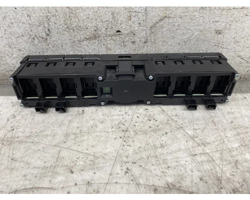 FREIGHTLINER Cascadia 126 Dash  Console Switch