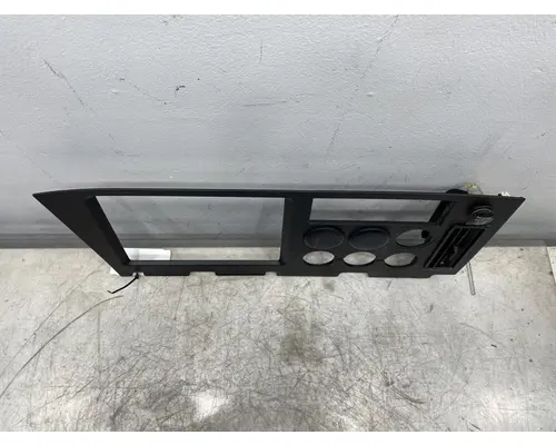 FREIGHTLINER Cascadia 126 Dash Assembly