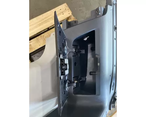 FREIGHTLINER Cascadia 126 Dash Assembly