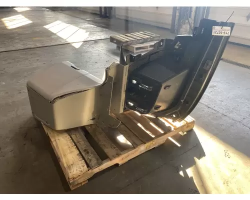 FREIGHTLINER Cascadia 126 Dash Assembly