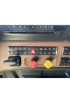FREIGHTLINER Cascadia 126 Dash/Console Switch