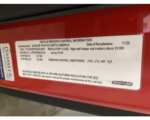 FREIGHTLINER Cascadia 126 Door Assembly, Front