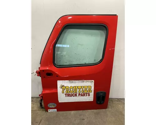 FREIGHTLINER Cascadia 126 Door Assembly, Front