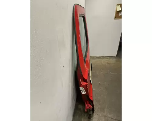 FREIGHTLINER Cascadia 126 Door Assembly, Front