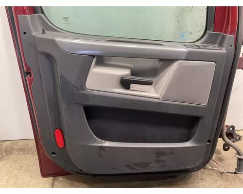 FREIGHTLINER Cascadia 126 Door Assembly, Front