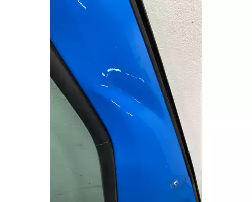 FREIGHTLINER Cascadia 126 Door Assembly, Front