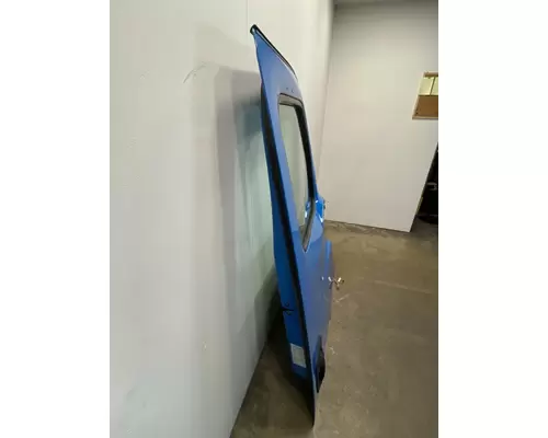 FREIGHTLINER Cascadia 126 Door Assembly, Front