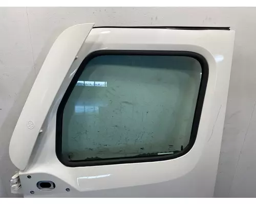 FREIGHTLINER Cascadia 126 Door Assembly, Front