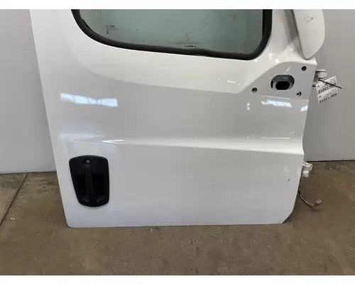 FREIGHTLINER Cascadia 126 Door Assembly, Front