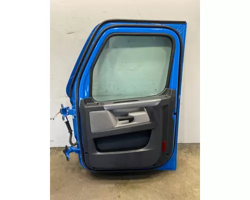 FREIGHTLINER Cascadia 126 Door Assembly, Front