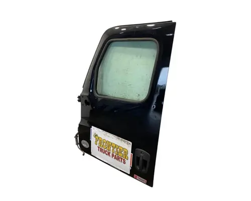 FREIGHTLINER Cascadia 126 Door Assembly, Front