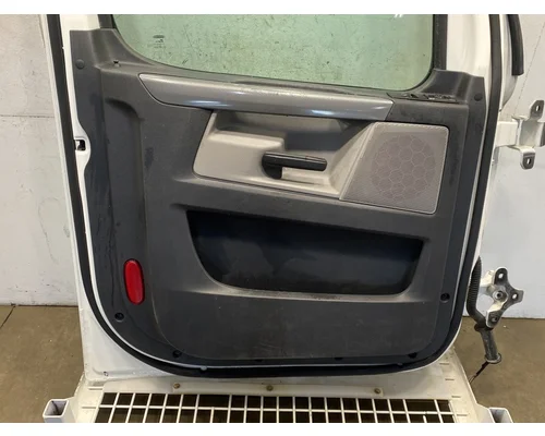 FREIGHTLINER Cascadia 126 Door Assembly, Front