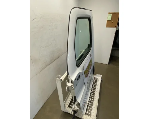 FREIGHTLINER Cascadia 126 Door Assembly, Front