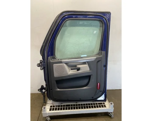 FREIGHTLINER Cascadia 126 Door Assembly, Front