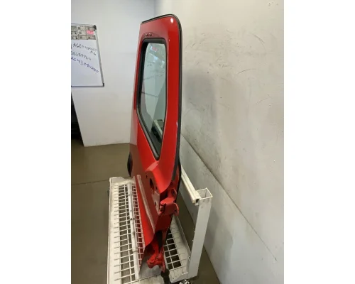 FREIGHTLINER Cascadia 126 Door Assembly, Front