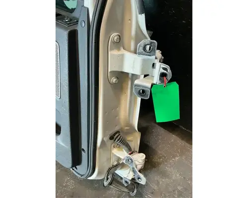 FREIGHTLINER Cascadia 126 Door Assembly, Front