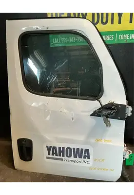 FREIGHTLINER Cascadia 126 Door Assembly, Front