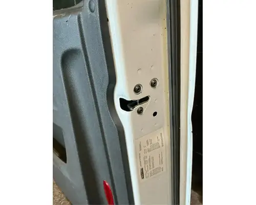 FREIGHTLINER Cascadia 126 Door Assembly, Front