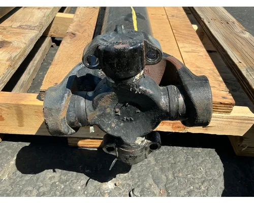 FREIGHTLINER Cascadia 126 Drive Shaft, Front