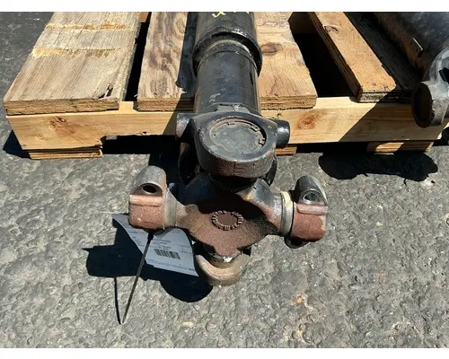 FREIGHTLINER Cascadia 126 Drive Shaft, Front