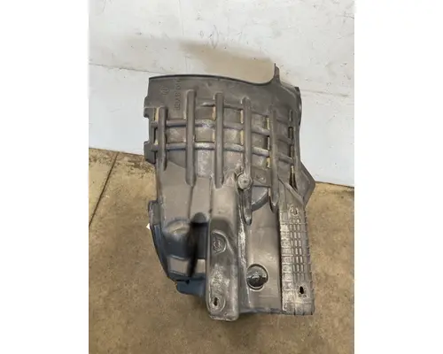 FREIGHTLINER Cascadia 126 Fender Extension