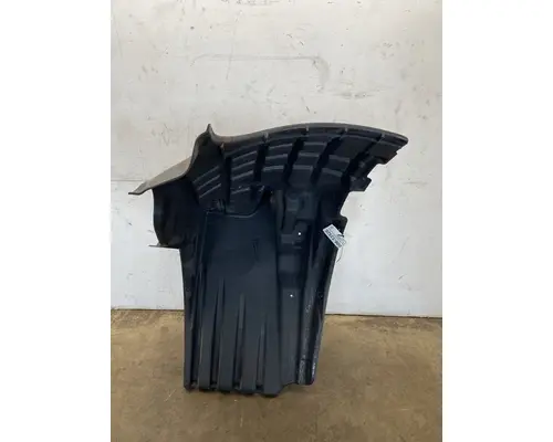 FREIGHTLINER Cascadia 126 Fender Extension