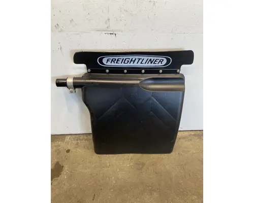 FREIGHTLINER Cascadia 126 Fender Extension