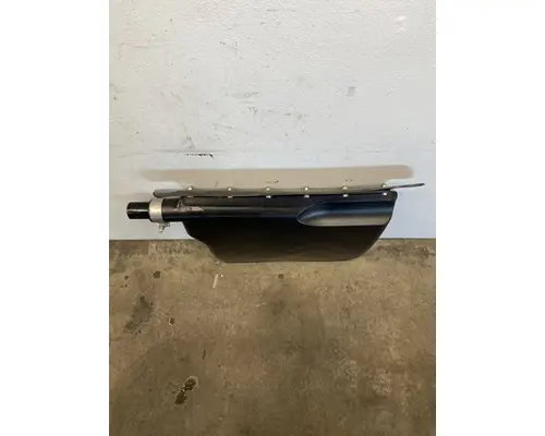 FREIGHTLINER Cascadia 126 Fender Extension