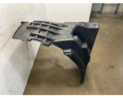FREIGHTLINER Cascadia 126 Fender Extension