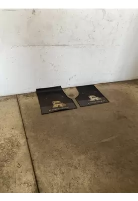 FREIGHTLINER Cascadia 126 Floor Pan
