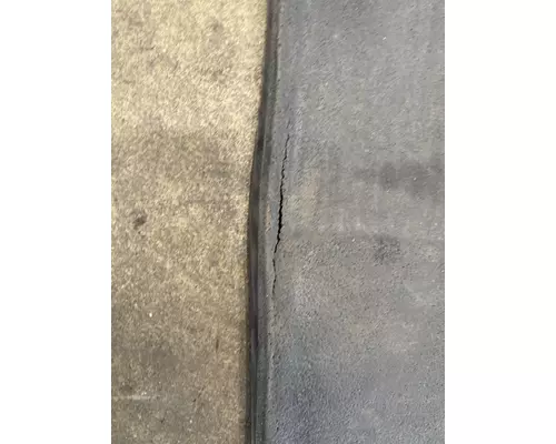 FREIGHTLINER Cascadia 126 Floor Pan