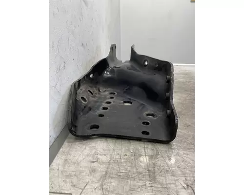 FREIGHTLINER Cascadia 126 Frame Horn