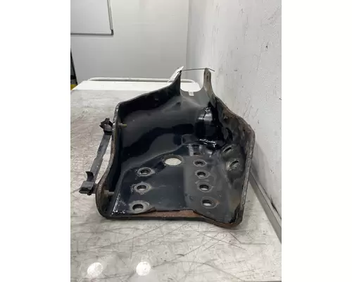 FREIGHTLINER Cascadia 126 Frame Horn