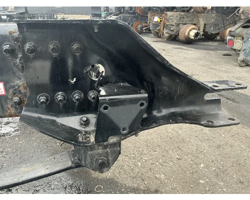 FREIGHTLINER Cascadia 126 Frame Horn