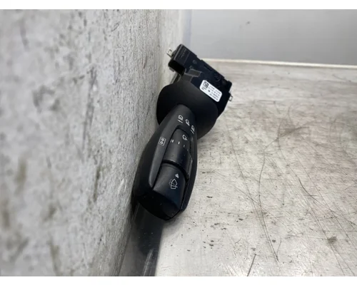 FREIGHTLINER Cascadia 126 Front Lamp (Turn Signal)