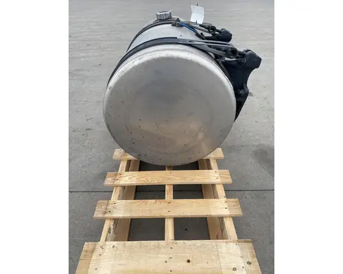 FREIGHTLINER Cascadia 126 Fuel Tank