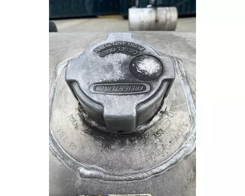 FREIGHTLINER Cascadia 126 Fuel Tank