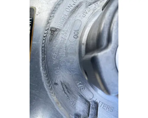 FREIGHTLINER Cascadia 126 Fuel Tank
