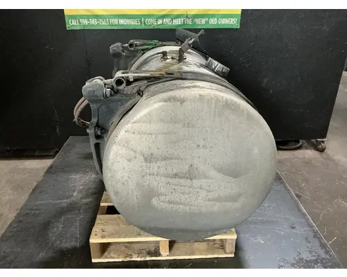FREIGHTLINER Cascadia 126 Fuel Tank