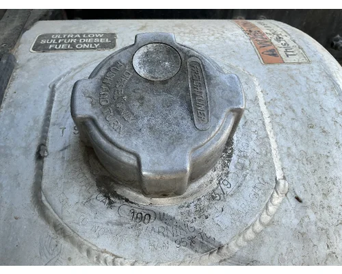 FREIGHTLINER Cascadia 126 Fuel Tank