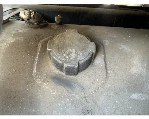 FREIGHTLINER Cascadia 126 Fuel Tank