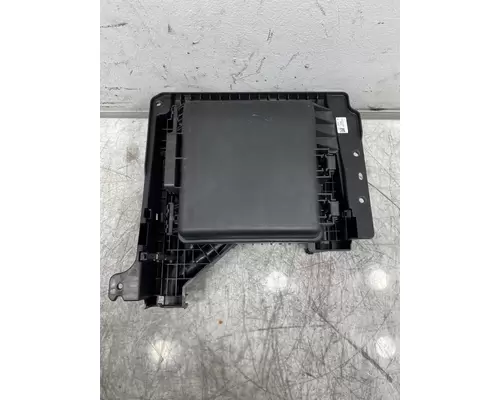 FREIGHTLINER Cascadia 126 Fuse Box