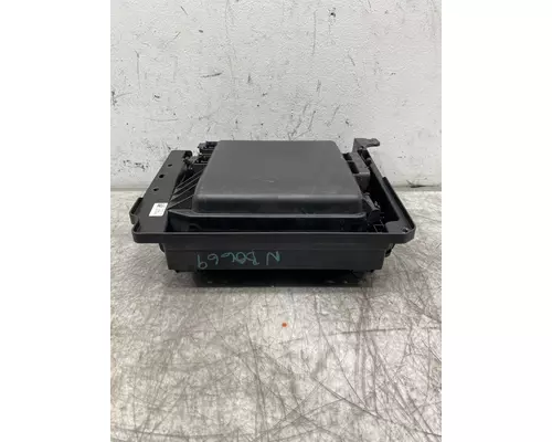 FREIGHTLINER Cascadia 126 Fuse Box
