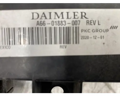 FREIGHTLINER Cascadia 126 Fuse Box